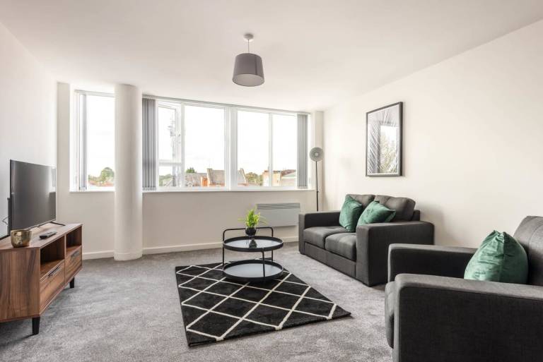 Spacious 1 Bed Apartment in Central Retford