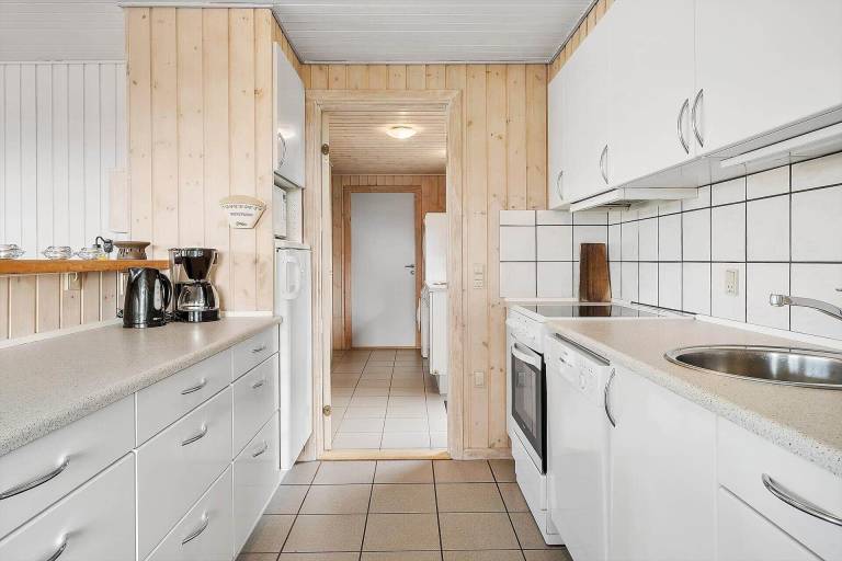Family-friendly lovely house with hot tub, barbeque & terrace | Next to the beach | Pets allowed — photo 2