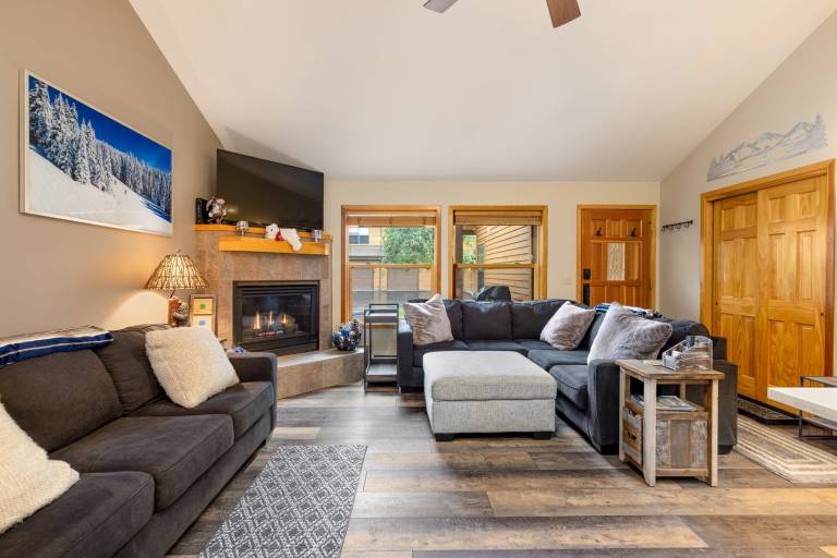 24 Snake River Village Townhomes