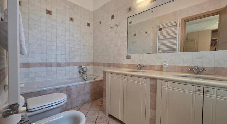 Rental apartment with 2 rooms for 5 persons — photo 2