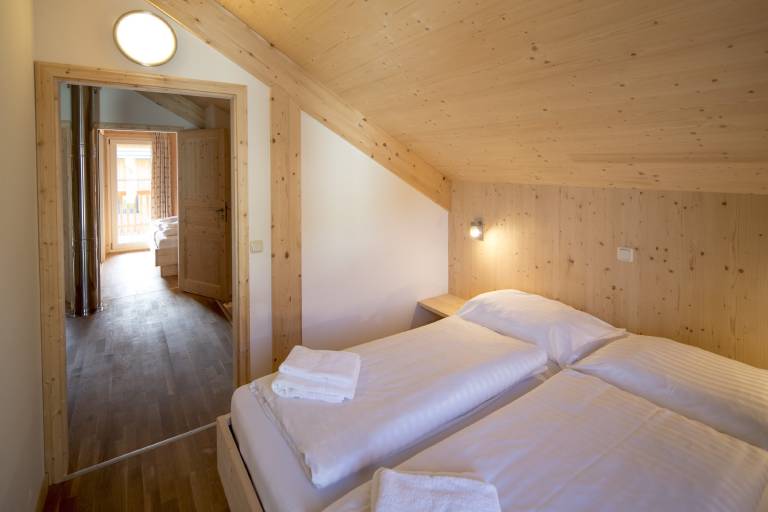 Chalet with jacuzzi & sauna — photo 3