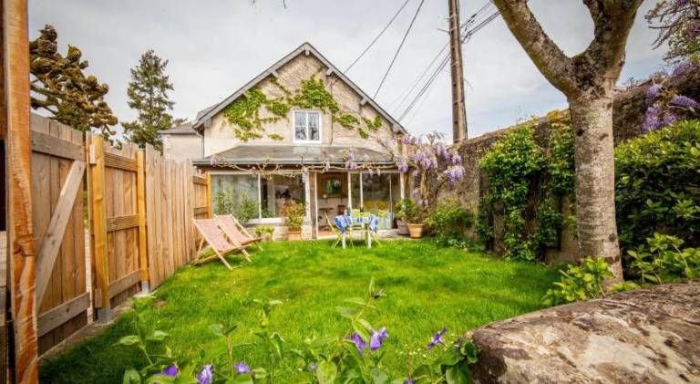 Vacation home with terrace, yard & barbeque | Perfect for remote work — photo 3