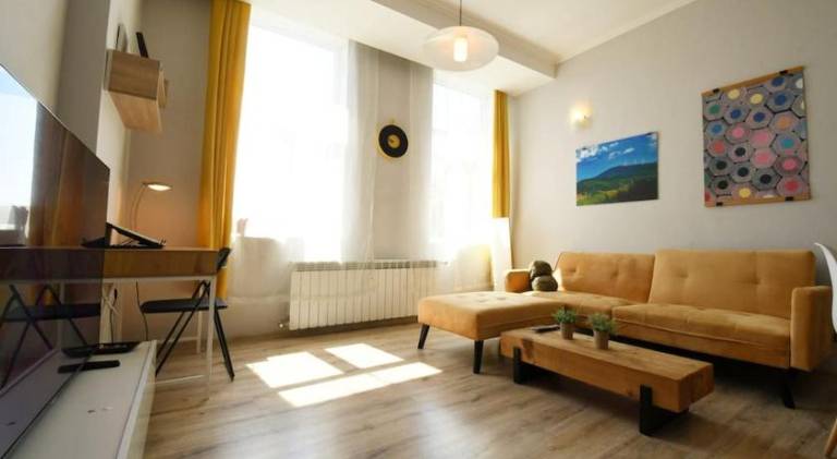Rental apartment | Next to Alexander Nevsky Cathedral | Pets are welcome — photo 2