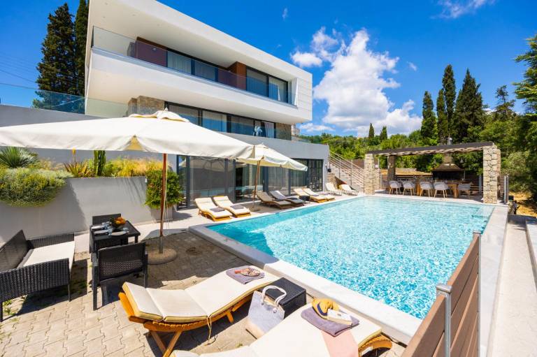 Ferienhaus in Korfu f&uuml;r max. 10 Personen