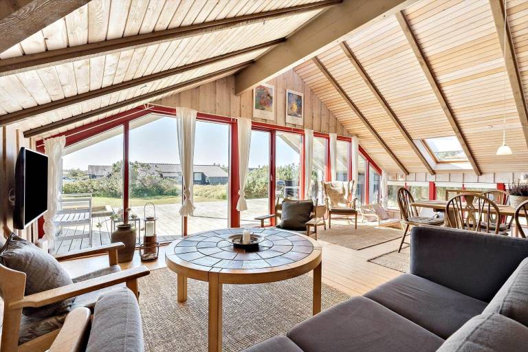 Fully equipped vacation home with grill & terrace | Dogs allowed — photo 3
