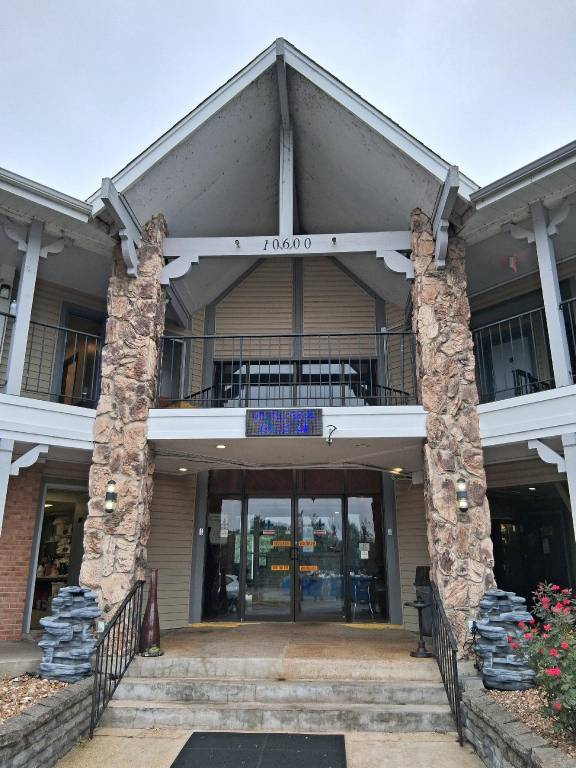 Lakeview Inn in St. Charles, MO