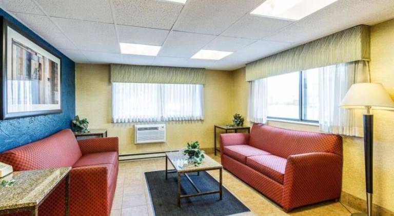 Motel 6 Green Bay, WI - Lambeau — photo 3