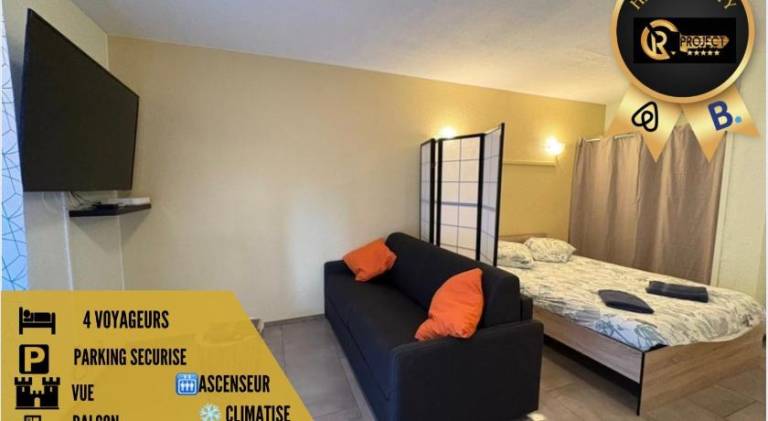 Holiday apartment with 1 room for 4 persons in Lourdes