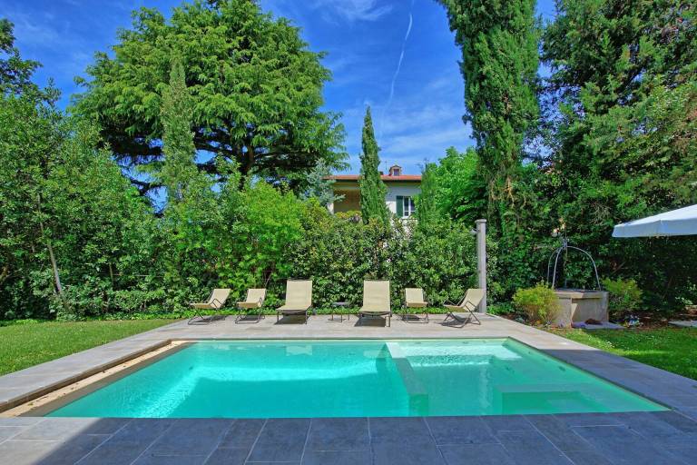 Villa with garden, barbecue & private pool — photo 2