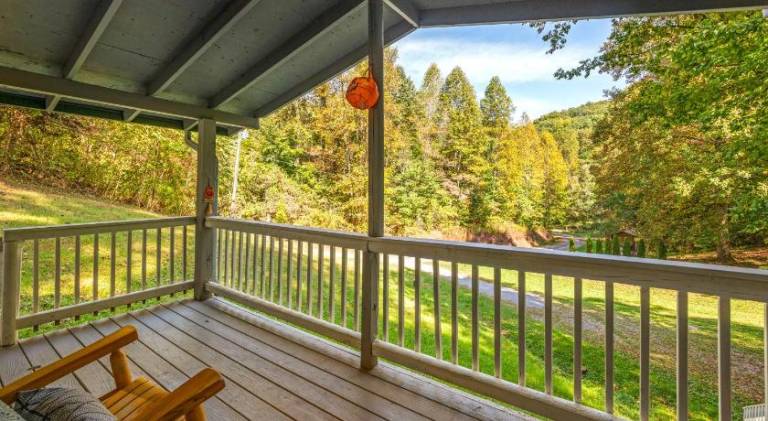 Wonderful vacation home with jacuzzi | Pets are welcome — photo 5
