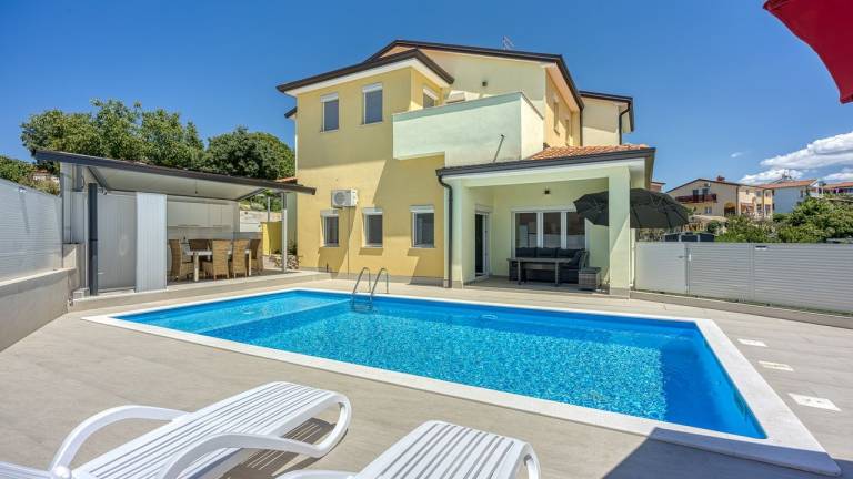 Apartman  Momjan