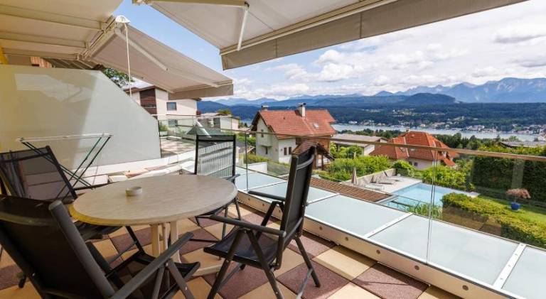 Holiday apartment with sauna, garden & private pool | Suitable for remote work | Pet-friendly — photo 2