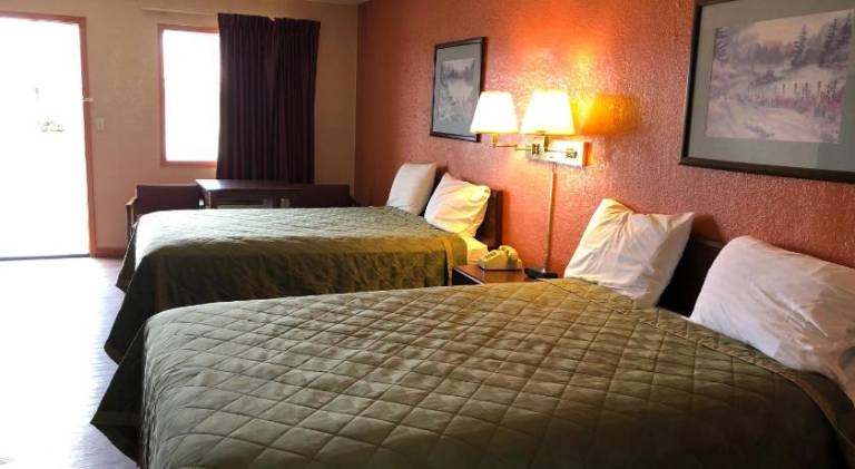 Lone Star Inn — photo 4