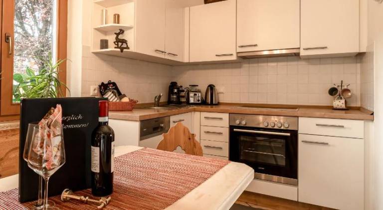 Holiday apartment with pool & hot tub — photo 4