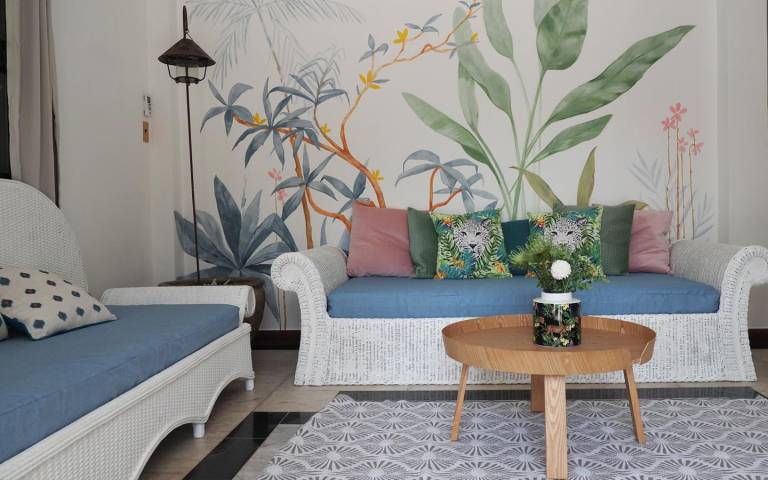 Vacation home with garden, terrace & BBQ | Next to the beach | Perfect for remote work | Pets are welcome in Rayong