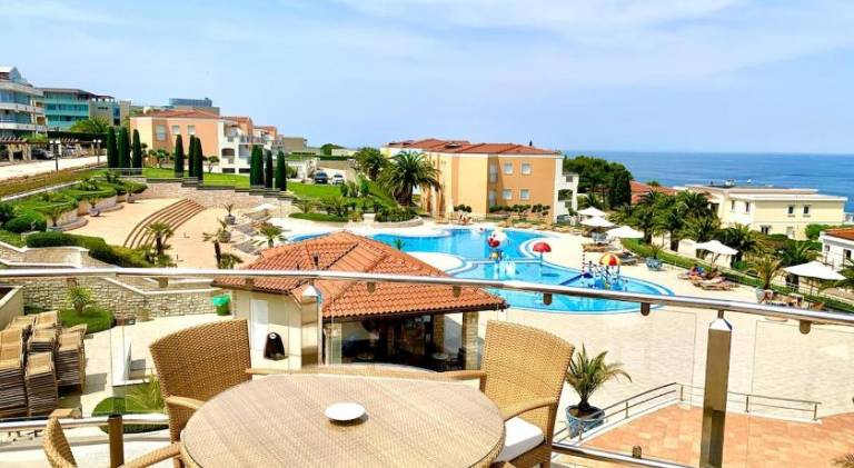 Rental apartment with pool & terrace — photo 4