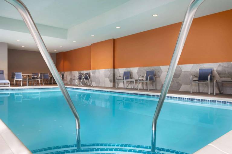 La Quinta Inn & Suites by Wyndham Marysville — photo 5