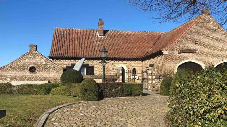 Villa with yard, sauna & BBQ in Hasselt