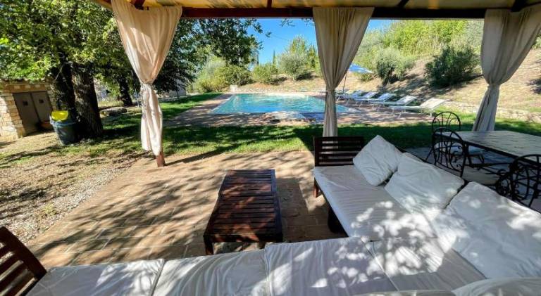 Villa with pool — photo 2