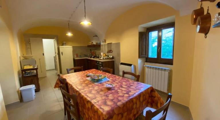 Rental apartment with 3 rooms for 6 persons — photo 3