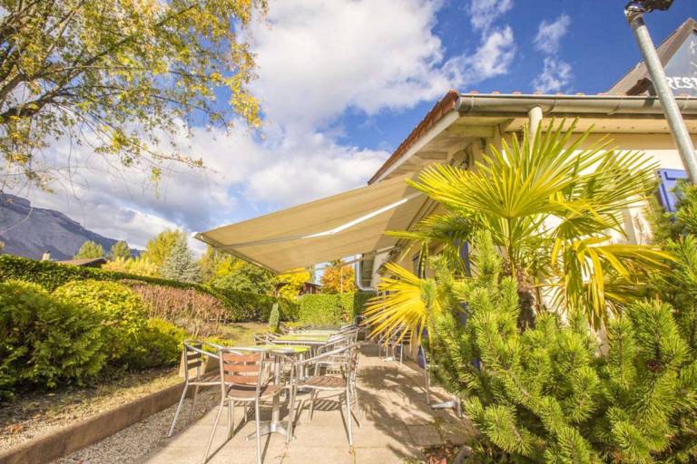 Comfort Hotel Grenoble Meylan in Gieres