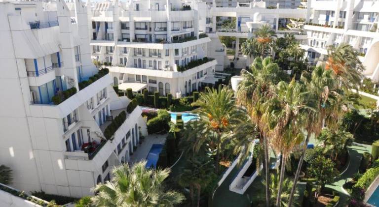 Rental apartment with pool in Marbella