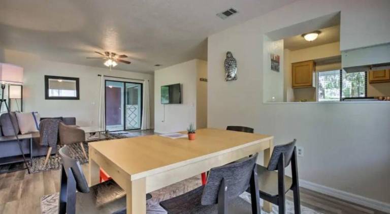 Apartment | Pet-friendly — photo 2