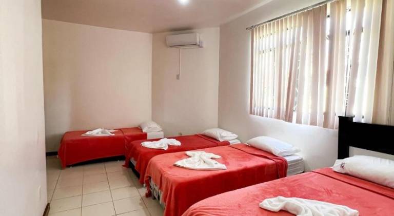 Rental apartment with 4 rooms for 12 persons — photo 2