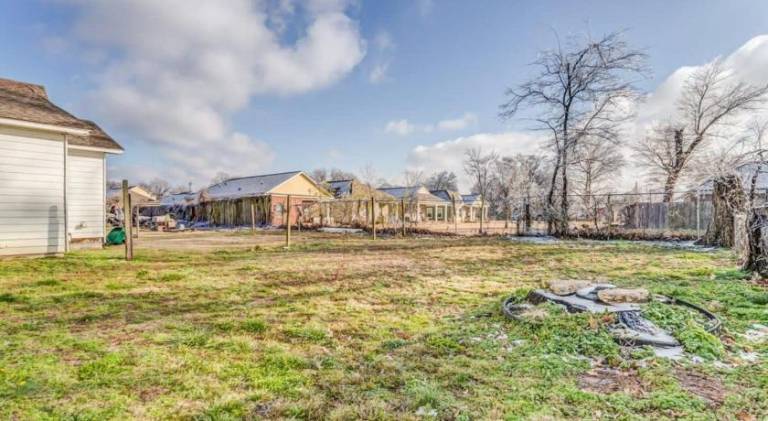 House with 3 rooms for 12 persons in Memphis, TN