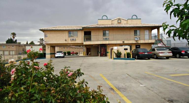 Economy Inn — photo 4
