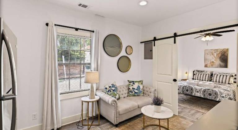 Apartment | Pet-friendly in Savannah, GA