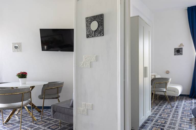 Private room | City view — photo 4