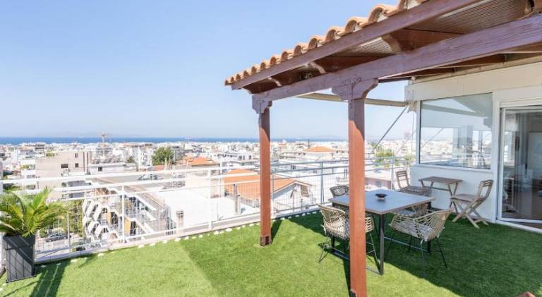 Glyfada Residence Top Floor With Sea & Tower View — photo 3
