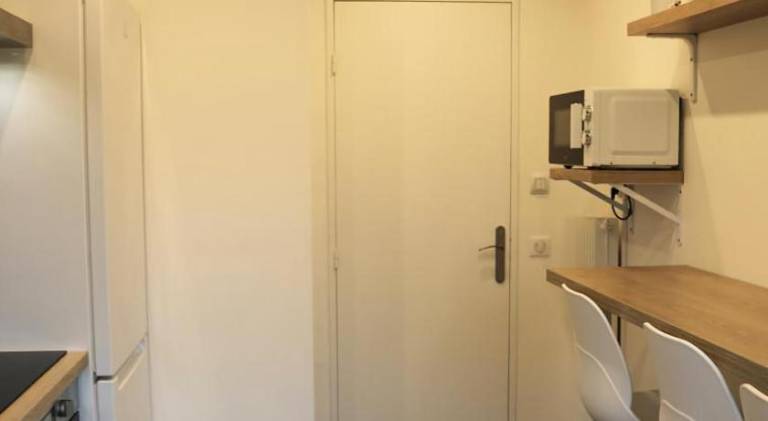 Rental apartment with garden, pool & terrace — photo 5