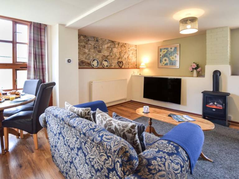 Fully equipped wonderful cottage with garden | Pets allowed — photo 2