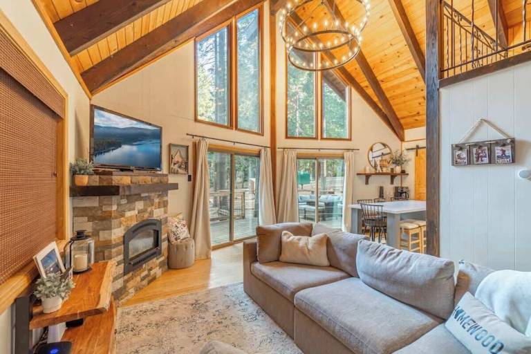 Cabin Tahoma