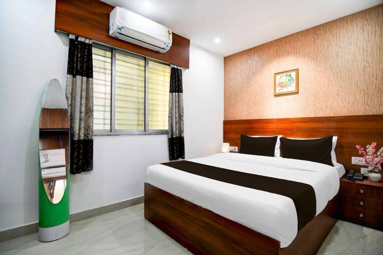 Hotel O Chinar Park Near Airport