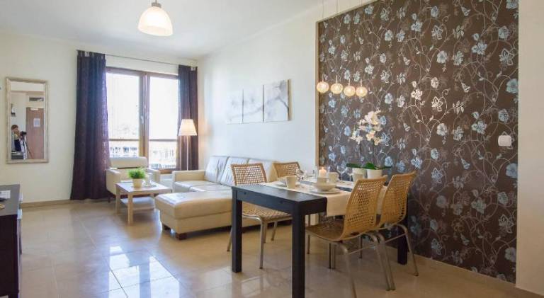 Holiday apartment with pool & hot tub | Pets are welcome in Kolobrzeg