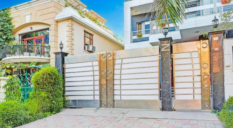 Super Townhouse Sector 49 Sohna Road — photo 2