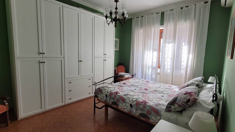 Apartment with garden | Garden view — photo 2