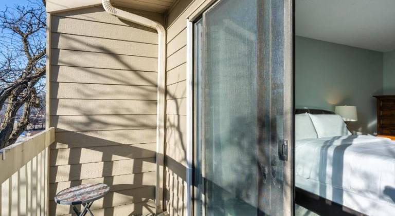 Fully equipped vacation home with BBQ | Pets allowed — photo 3