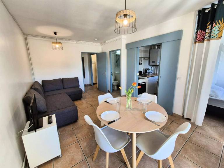 Residence Les Polyanthas - Residence with swimming pool, air conditioning, parking — photo 4