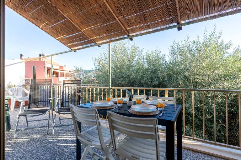 Wonderful rental apartment with terrace | Mountain view | Beach nearby | Dogs allowed — photo 2