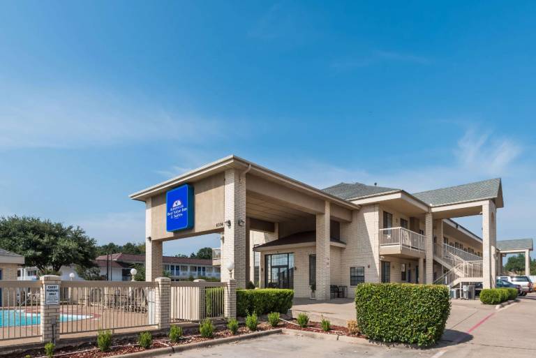 Americas Best Value Inn & Suites Ft Worth S