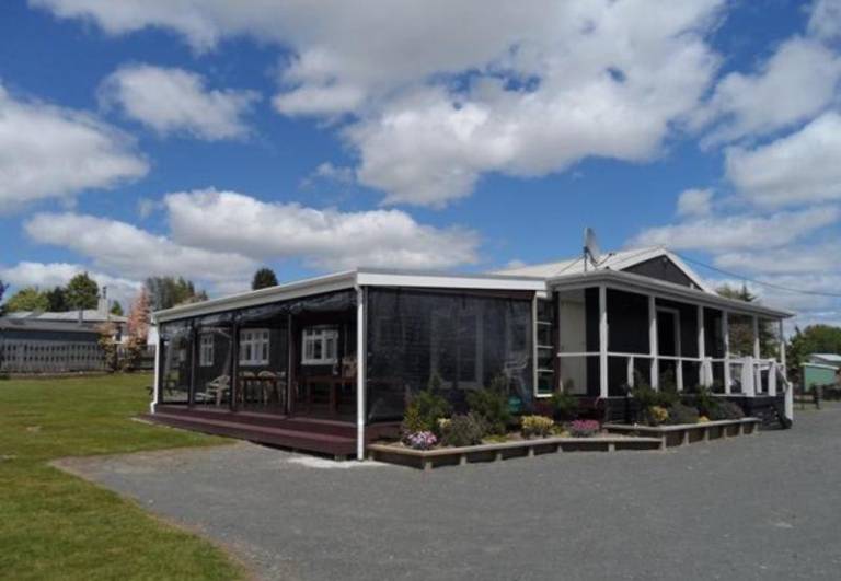 Lake Maraetai Lodge — photo 4