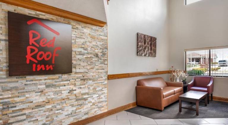 Red Roof Inn Greencastle South - Cloverdale — photo 4