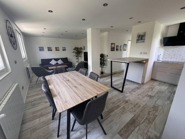 Rental apartment with 2 rooms for 6 persons — photo 3