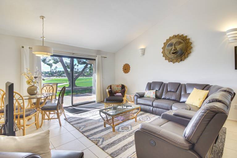 Pet-Friendly Palm Desert Gem on Golf Course! — photo 3