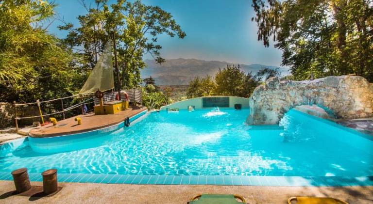 House with patio, pool & garden | Dogs allowed in Chania