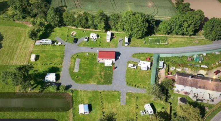 Camping Aire Natuelle d'Agy in Bayeux
